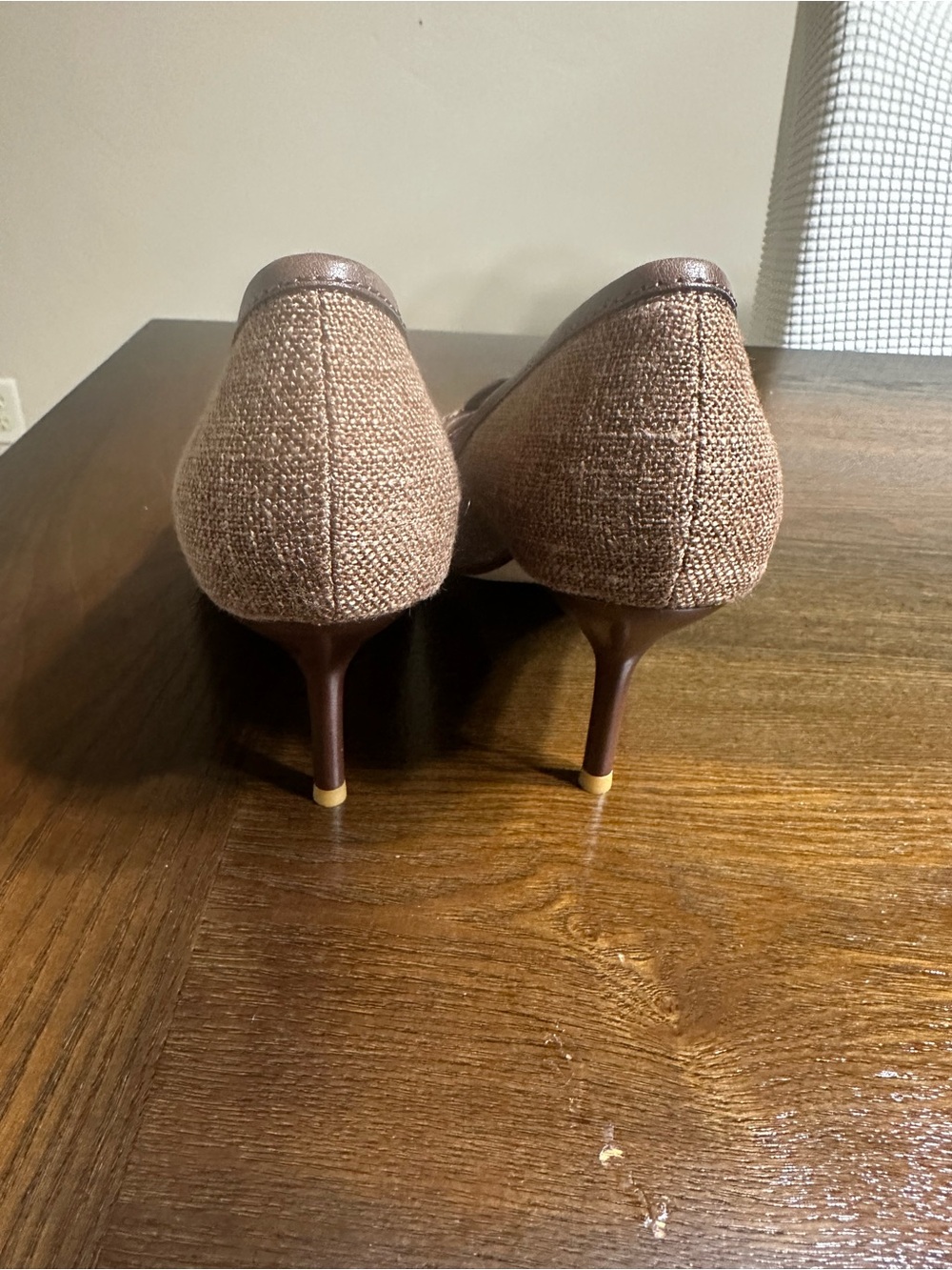 Jeffrey Campbell Taupe Brown Pointed Toe Kitten Heel Pumps - Picture 5 of 6